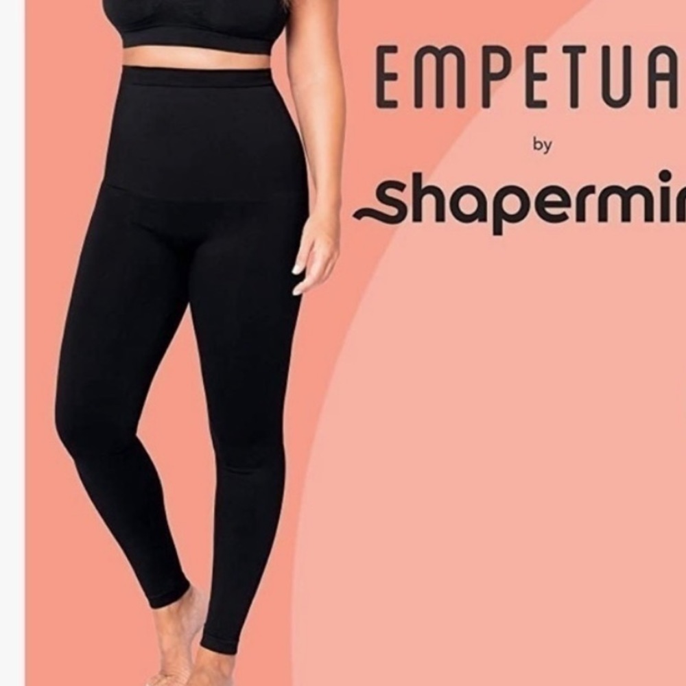 Empetua high waisted‎ shaping legging in black Sz Large. K4